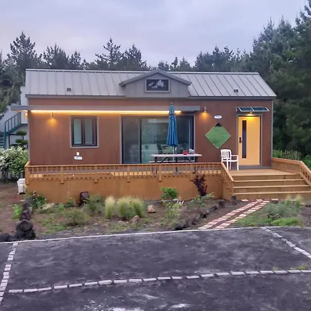 Hamdeok Pool Villa Pension Jeju Exterior photo